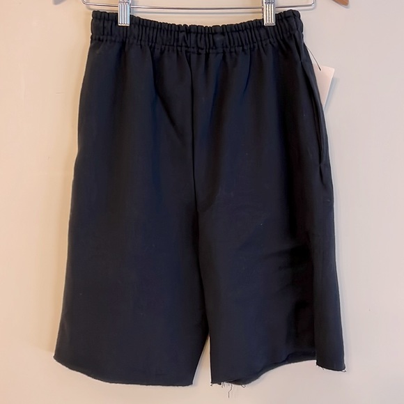 Creature Graveyard Gym Shorts Mens Small - Picture 2 of 8